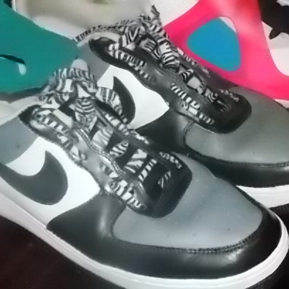 AF1 custom - Picture 2 of 2
